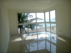 Nuevo apartamento frente al mar en la playa Canasvieiras