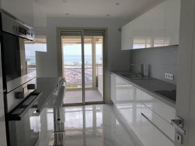 En venta excepcional apartamento panorámico con vistas al mar - Costa Azul