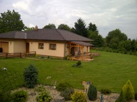 Casa familiar en el campo