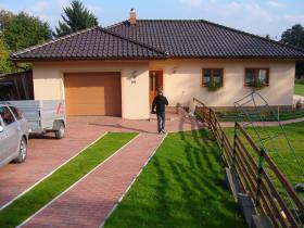 Casa familiar en el campo