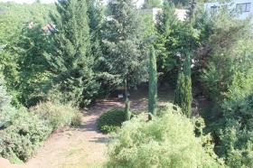 Casa de varios apartamentos en una zona residencial de una prestigiosa localidad de Praga