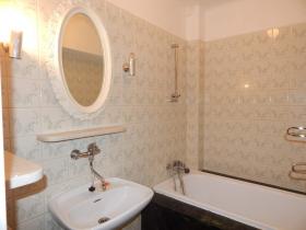 Casa de varios apartamentos en una zona residencial de una prestigiosa localidad de Praga