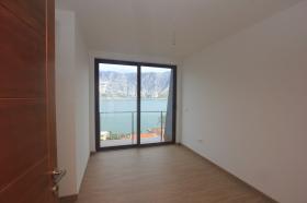 Apartamento en venta cerca de Boka Bay con vista al mar