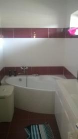 Casa de vacaciones L-Bungalow con piscina