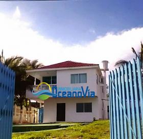 Casa rústica en venta - magníficas playas de Santa-Veronica