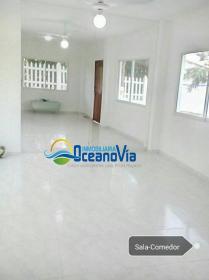 Casa rústica en venta - magníficas playas de Santa-Veronica
