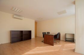 En venta planta entera de oficinas totalmente instaladas y amuebladas