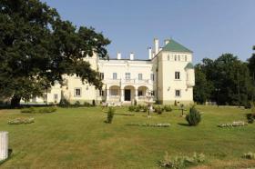 Impresionante castillo en venta en Hungría, en Acsaújlak