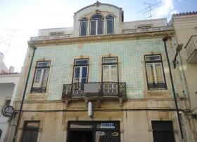 Venta edificio en el centro de Alcobaça