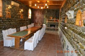 Venta edificios 2000 m2, área de restaurante 1700 m2 en Aghmashenebeli, Tbilisi