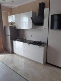 Apartamento en Tbilisi en edificio de nueva construcción.
