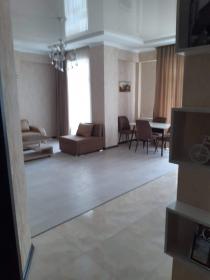 Apartamento en Tbilisi en edificio de nueva construcción.