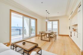 Apartamento de lujo en el complejo club Porto Montenegro