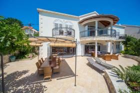 Villa frente al mar en la Riviera de Dubrovnik en venta por el propietario