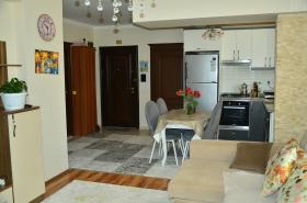 Apartamento amueblado con urgencia en venta en Antalya en Lara