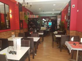 Vendo local comercial bar-cafetería renovado puerto de Cambrils