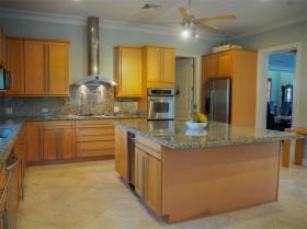 Villa Aurora, un retiro privado en Lyford Cay, Nassau, Bahamas
