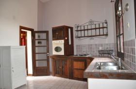Ambatobe - encantadora villa t5 amueblada equipada estilo tradicional con vista de 360°