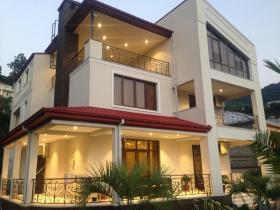 Villa de lujo a 500 metros de la hermosa playa.