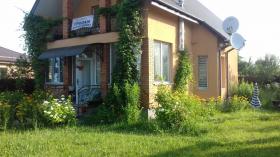 Vendo mi acogedora y cálida casa en el centro de Boryspil cerca de la iglesia