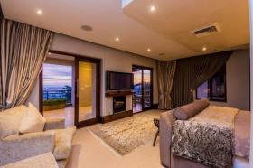 Lujosa casa con un sistema de control totalmente automatizado