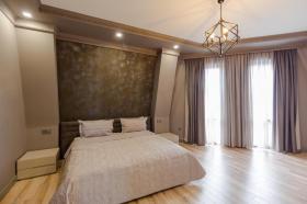 Apartamento de lujo con vistas al mar en el centro de Batumi