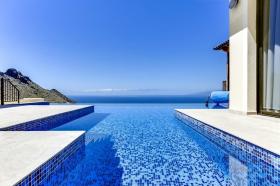 Villa moderna con vistas únicas del océano y la isla de La Gomera