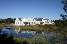 Una casa de campo familiar única con un estilo extraordinario