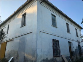 Casa de campo en venta en Loreto Aprutino Abruzos, Italia